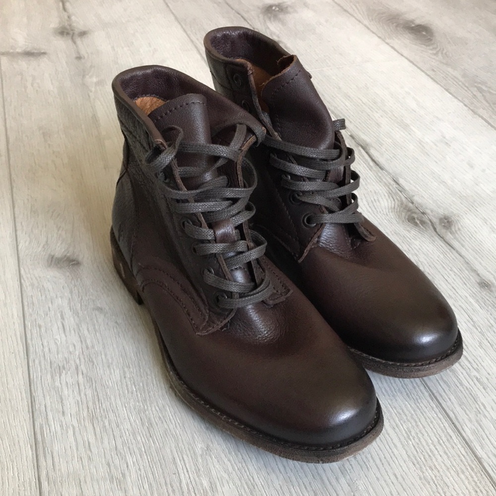 Frye Boot Tyler Lace Up Brown Leather Ankle Boot - Picture 3 of 6